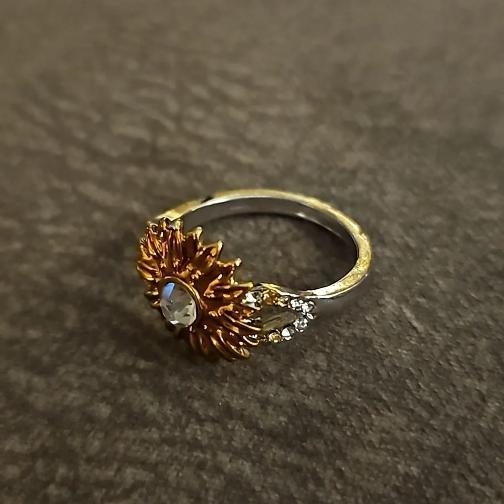 Two-tone Sunflower Ring Size 10
